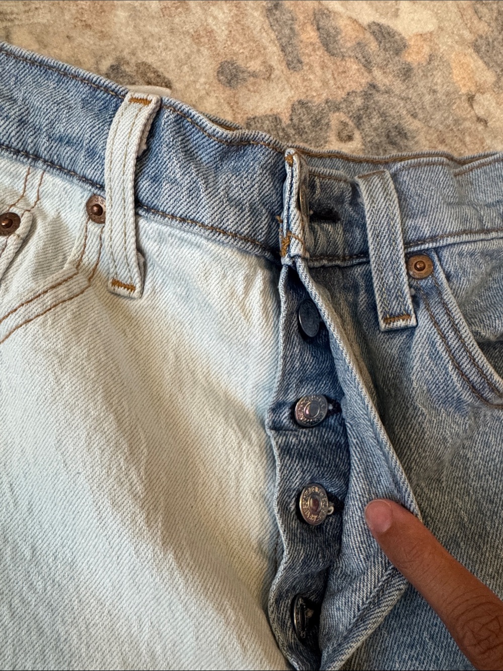 Two-Tone Levi’s High Rise Jean Shorts - Picture 8 of 8